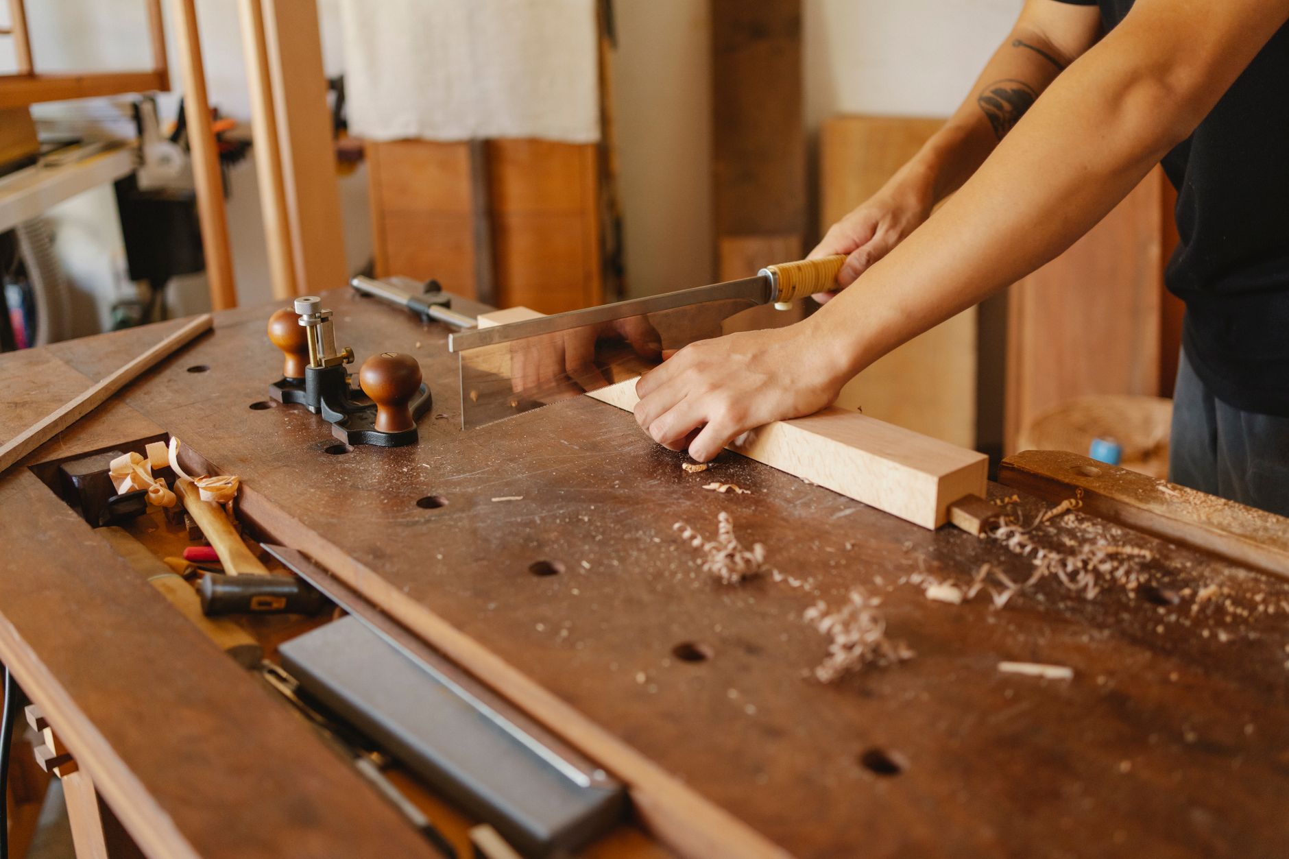 workbenches for garages and workshops